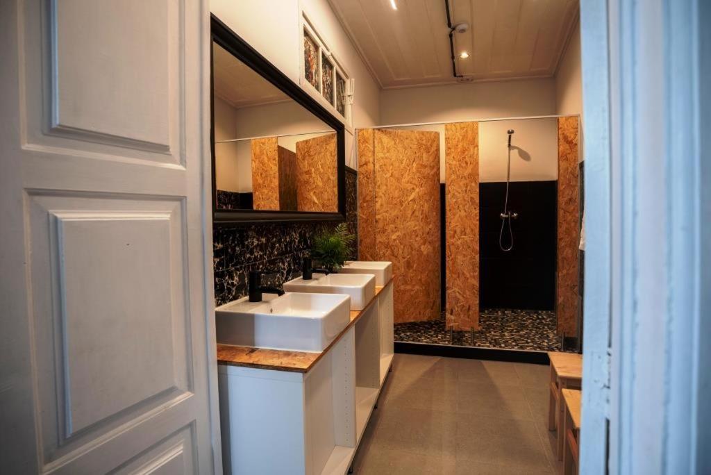 Inn Door 21 - Hostel & Suite Bragança Zewnętrze zdjęcie